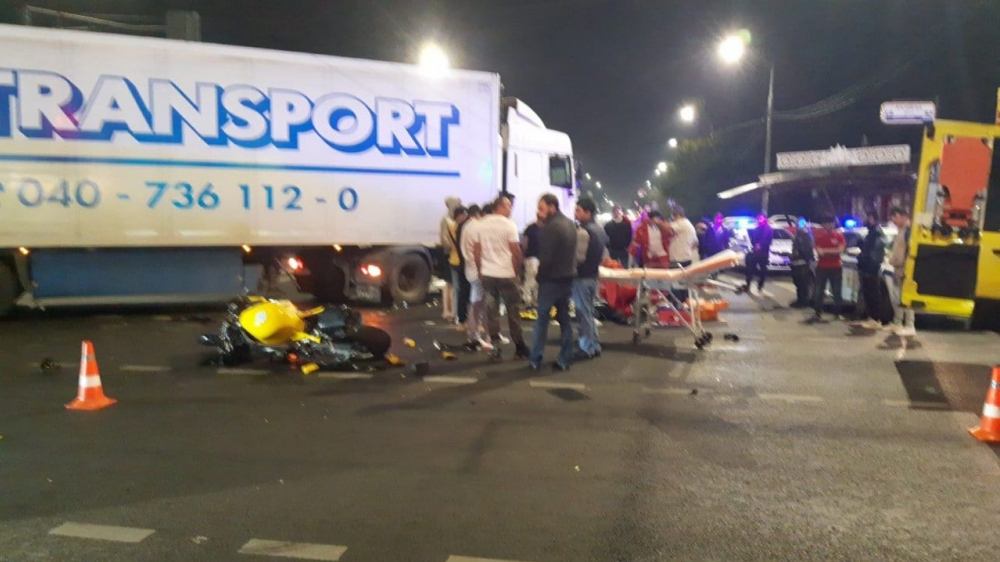 В Краснодаре в ночном ДТП погиб мотоциклист