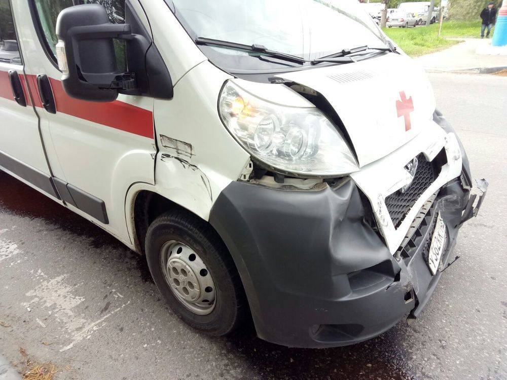 Пассажирка скорой помощи пострадала в ДТП в Армавире