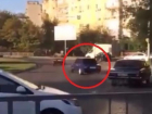 Краснодарская полиция ищет дрифтера, крутившего "жука" на "копейке"