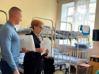 Председатель городской Думы Вера Галушко и депутат Андрей Ананшкин поздравили раненых бойцов с Пасхой