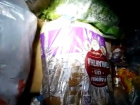 В Краснодаре торговые сети выбрасывают массово хлеб на мусорку