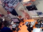 Глава районного суда Ставрополя подал в отставку после видео с голой блондинкой на заправке Краснодара