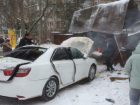 В Краснодаре горела машина в гараже, пострадал водитель
