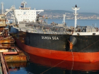 Либерийский танкер столкнулся с причалом в порту Новороссийска