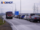 На Крымском мосту летом ускорят досмотр авто 