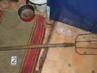 В Ставропольском крае кубанец угрожал подруге вилами и ножом