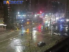 Потоки воды над землёй: необычный штормовой ливень сняли на видео в Краснодаре