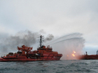  Горящие в Черном море танкеры могут отбуксировать в порты Кубани 