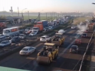  Восточный обход в Краснодаре встал в многокилометровой пробке 