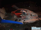 Краснодарский водитель столкнулся с железобетонной конструкцией  