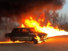 Краснодарский автомеханик проверил «шестерку» на прочность машиной-огнеметом