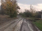 По уши в грязи: жителей посёлка под Краснодаром лишили дороги