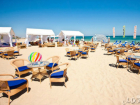 Санаториям и отелям Сочи запретили брать плату с людей за купание на пляже