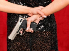 В Сочи женщина в аэропорту пыталась пронести огнестрельное оружие