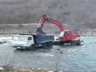  Сочинские бизнесмены украли сотни тонн щебня из местных рек 