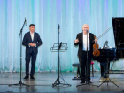 Сбербанк организовал в Краснодаре лекцию-концерт скрипача Михаила Казиника для воспитанников детских домов