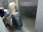 В Краснодаре полиция ищет избившую ребенка в лифте женщину