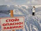 Над любителями горнолыжного спорта нависла угроза смерти из-за лавиноопасности в Сочи