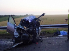 На Кубани погиб водитель «БМВ», который врезался в грузовик 