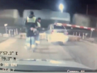 Под Краснодаром пьяный водитель пытался уйти от погони и протаранил ж/д подъемник: видео