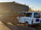 В Краснодарском крае погиб водитель легковушки, влетев в отсоединившийся прицеп КАМАЗа