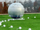 В парке Галицкого устанавливают новый арт-объект в виде парада планет