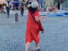 В Сети появилось видео странного танца Анны Нетребко в Европе