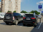 В Краснодаре «красивые номера» паркуются как…