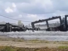 Появилось видео рухнувшего моста на Федоровском гидроузле в Краснодарском крае