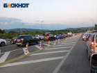 На трассе М-4 «Дон» в Краснодаре встала 4-километровая пробка
