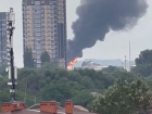 Крупный пожар тушат в Краснодаре в районе нефтеперерабатывающего завода