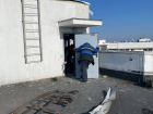В Краснодаре показали крышу пострадавшей при атаке БПЛА многоэтажки 