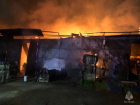 В Краснодаре на складе произошел пожар площадью 450 квадратных метров