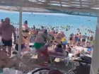 Краснодарку шокировал переполненный пляж в Архипо-Осиповке: «А что будет в субботу?»