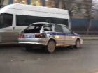  Полицейская машина в Новороссийске столкнулась с грузовиком и маршруткой