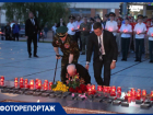 Ветеран упал на колени у Вечного огня: в Краснодаре прошла акция "Свеча памяти"