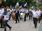 В Краснодаре 300 музыкантов исполнили песню «День Победы» 