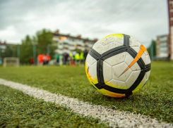 Краснодарцам предложили подать заявки на участие в состязаниях дворовых команд по футболу и стритболу