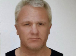 Седовласый мужчина таинственно пропал в Краснодаре почти месяц назад 