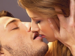 В Сочи влюбленные пары совершат самый долгий поцелуй