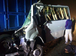 Семилетнего мальчика из разбившегося автобуса с фанатами доставили в кущевскую больницу