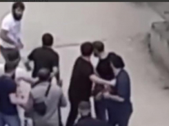 Массовая драка со стрельбой попала на видео в Краснодаре