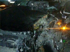  Внедорожник на огромной скорости «влетел» в «КамАЗ» на Кубани 