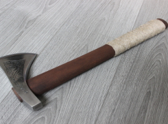 Мужчина зарубил своего знакомого и лег спать