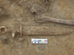 Захоронение древнего воина нашли при строительстве трассы в Краснодарском крае