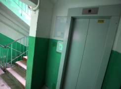 В 158 домах Краснодарского края заменят лифты