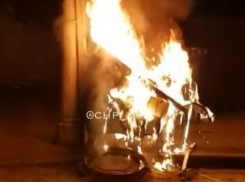 Краснодарцы сжигают мусорные баки в знак протеста, - очевидец