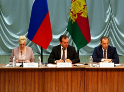 Губернатор Кубани шокирован мизерными зарплатами «бюджетников» на селе