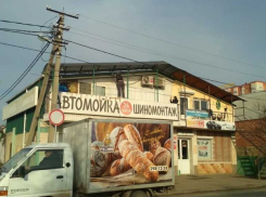  На СТО Краснодара нашли незаконно пристроенный второй этаж 
