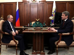 Владимир Путин встретился с экс-губернатором Краснодарского края Александром Ткачевым